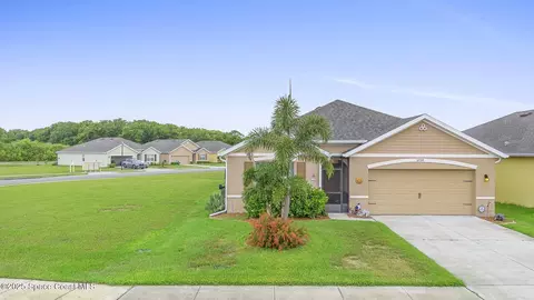 3724 Sandhill Crane Cir, Mims, FL 32754