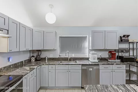 Kitchen - 1835 Longleaf Rd, Cocoa, FL 32926 photo 2 of 5