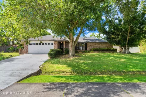 828 Emerson Dr NE, Palm Bay, FL 32907