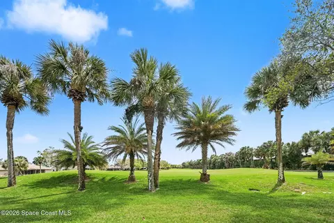 Exterior - 1071 Continental Ave, Melbourne, FL 32940 photo 3 of 6