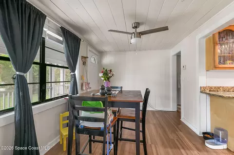 Dining - 355 Pine Ave, Cocoa, FL 32922 photo 2 of 3