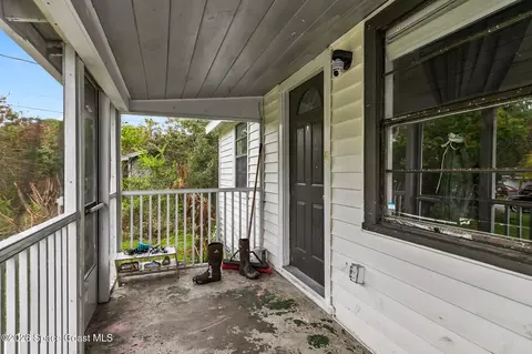 Exterior - 355 Pine Ave, Cocoa, FL 32922 photo 6 of 9