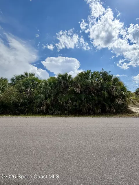 318 Lagoon St SW, Palm Bay, FL 32908