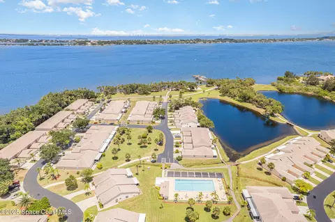 112 Plover Ln, Rockledge, FL 32955