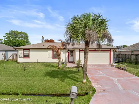175 Benchor Rd NW, Palm Bay, FL 32907