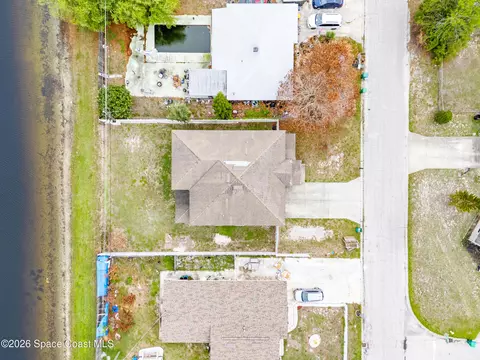 View/Area - 2246 Warwick Rd, Melbourne, FL 32935 photo 8 of 8