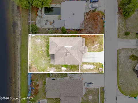 View/Area - 2246 Warwick Rd, Melbourne, FL 32935 photo 7 of 8