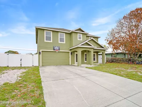 Exterior - 2246 Warwick Rd, Melbourne, FL 32935 photo 2 of 6