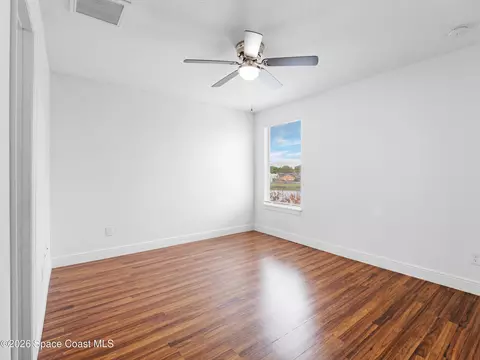 Bedroom - 2246 Warwick Rd, Melbourne, FL 32935 photo 2 of 4
