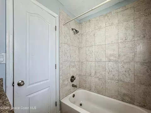 Bath - 9010 Concord Rd, Saint Cloud, FL 34773 photo 5 of 5