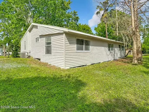 Exterior - 9010 Concord Rd, Saint Cloud, FL 34773 photo 3 of 4
