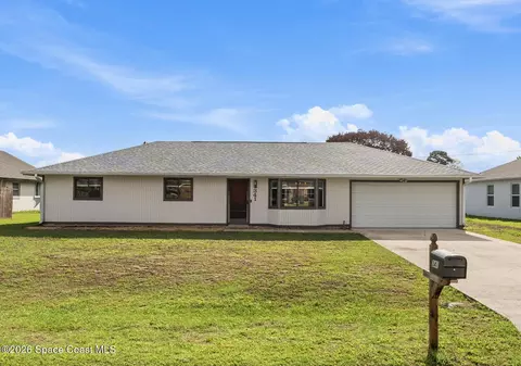 341 Harvey Ave NE, Palm Bay, FL 32907