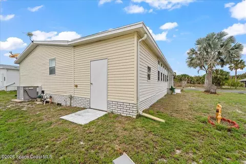 7628 Boxelder Rd, Micco, FL 32976 photo 28
