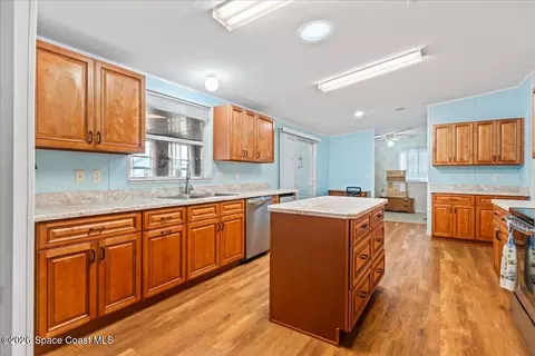 7628 Boxelder Rd, Micco, FL 32976 photo 5