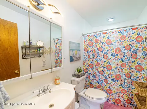 Bath - 2953 Easy St, Mims, FL 32754 photo 1 of 1