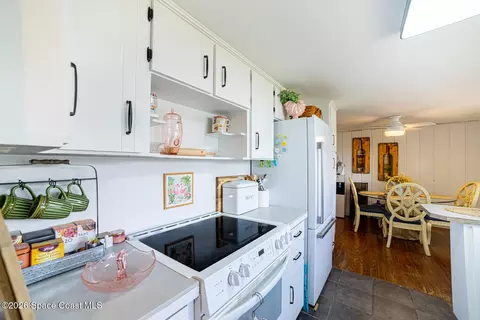 Kitchen - 2953 Easy St, Mims, FL 32754 photo 1 of 2