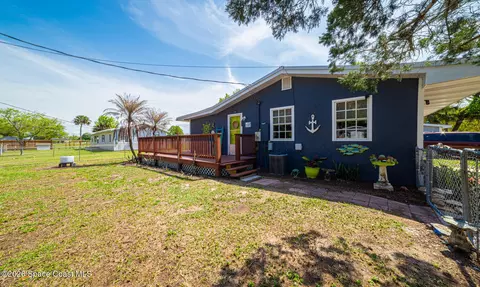Exterior - 2953 Easy St, Mims, FL 32754 photo 3 of 4