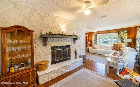 Living - 2953 Easy St, Mims, FL 32754 photo 2 of 2