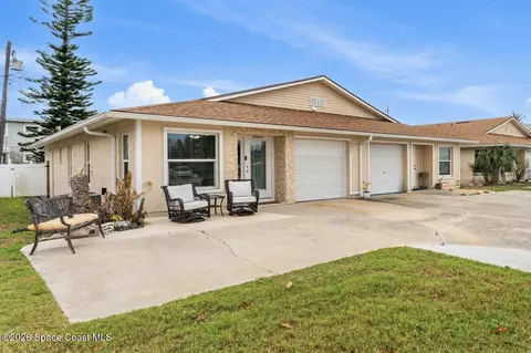 841 S Orlando Ave, Cocoa Beach, FL 32931