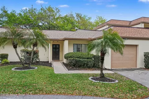 255 Country Club Dr, Melbourne, FL 32940