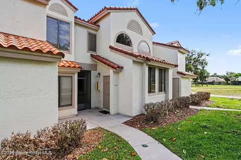 1055 Country Club Dr #523, Titusville, FL 32780