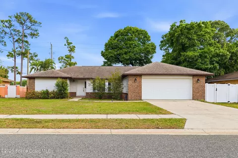 1109 Fairlawn Dr, Rockledge, FL 32955