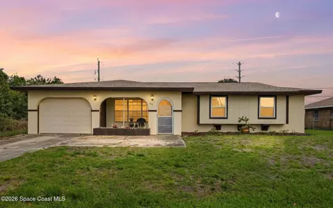 1855 Ardmore St NE, Palm Bay, FL 32907