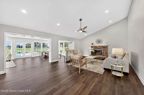 Living - 320 Olympia Ct, Melbourne, FL 32940 photo 1 of 4