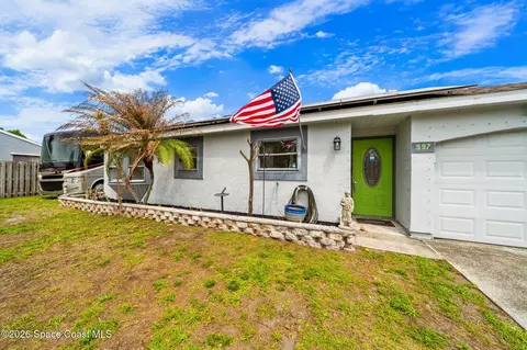 997 Boeing St NE, Palm Bay, FL 32907