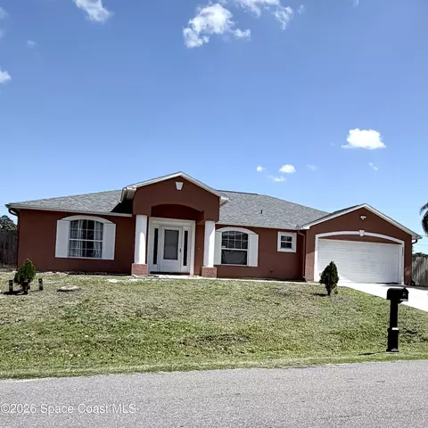 2601 Lakehurst Ave SW, Palm Bay, FL 32908