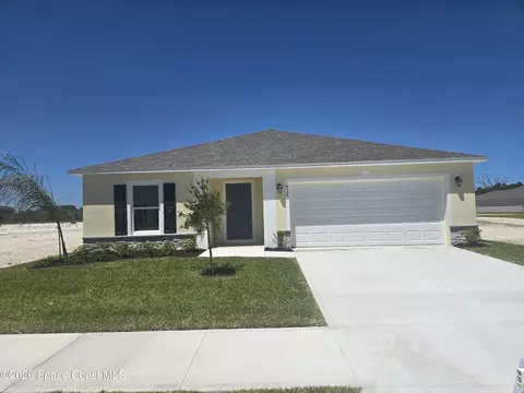 932 SW Richmond Cir SW, Palm Bay, FL 32908