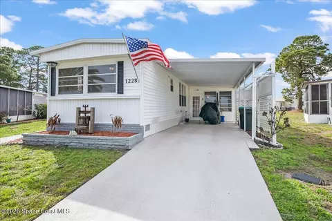 1228 Shell Ct NE, Palm Bay, FL 32907