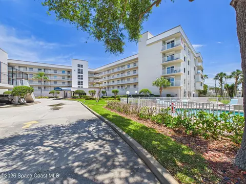 8700 Ridgewood Ave #PH11A, Cape Canaveral, FL 32920