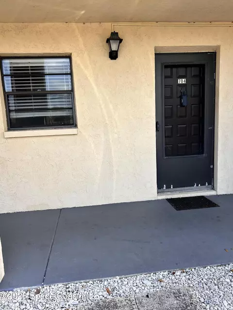 205 Palmetto Ave #704, Merritt Island, FL 32953