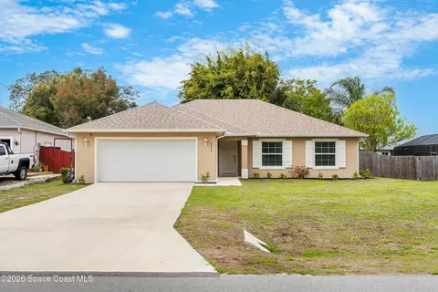 6250 Ainsworth Rd, Cocoa, FL 32927