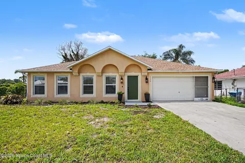 1378 Havre St NW, Palm Bay, FL 32907