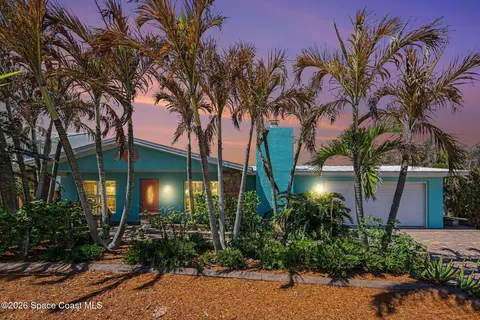 542 Coconut St, Satellite Beach, FL 32937