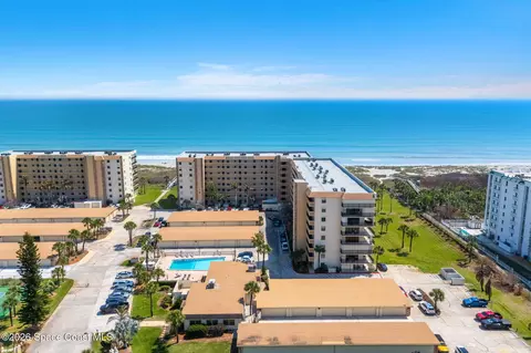 1860 N Atlantic Ave #B302, Cocoa Beach, FL 32931