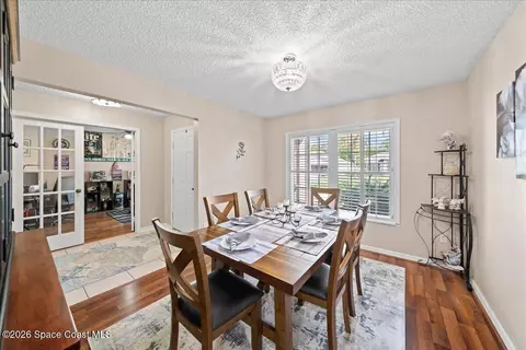 Dining - 1500 Whitman Dr, Melbourne, FL 32904 photo 3 of 5