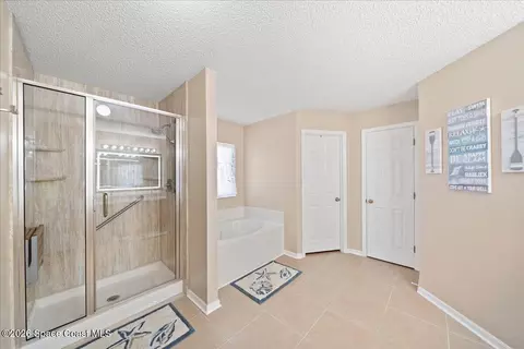 Bath - 1500 Whitman Dr, Melbourne, FL 32904 photo 2 of 6