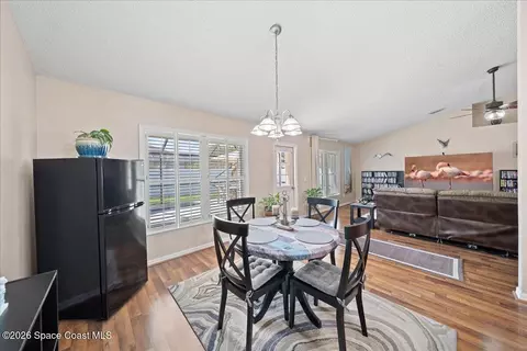 Dining - 1500 Whitman Dr, Melbourne, FL 32904 photo 5 of 5
