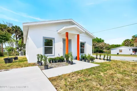 702 Lucky St, Titusville, FL 32780