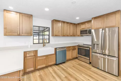 Kitchen - 6800 Ackerman Ave, Cocoa, FL 32927 photo 2 of 2