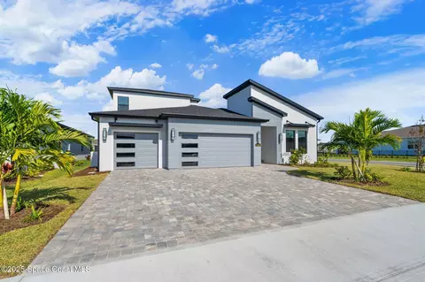 2846 Silverlefe Ln, Melbourne, FL 32940