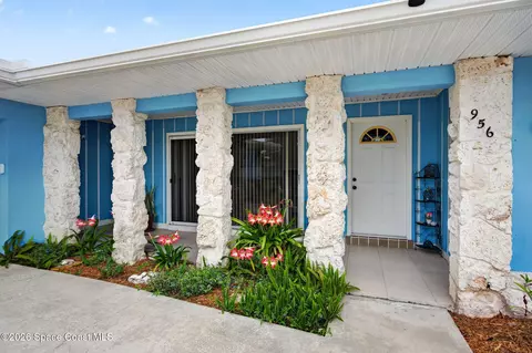 956 Waialae Cir NE, Palm Bay, FL 32905
