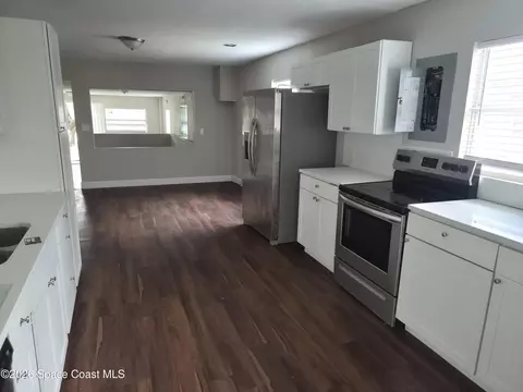 Kitchen - 2263 Monroe St, Melbourne, FL 32901 photo 2 of 3
