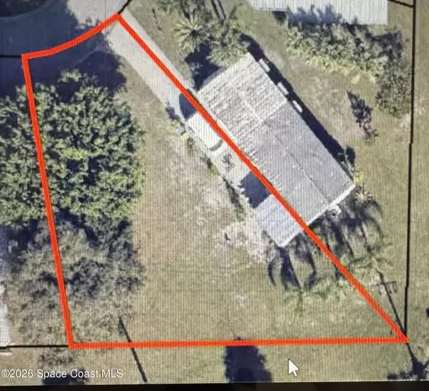 463 Egret Cir, Barefoot Bay, FL 32976