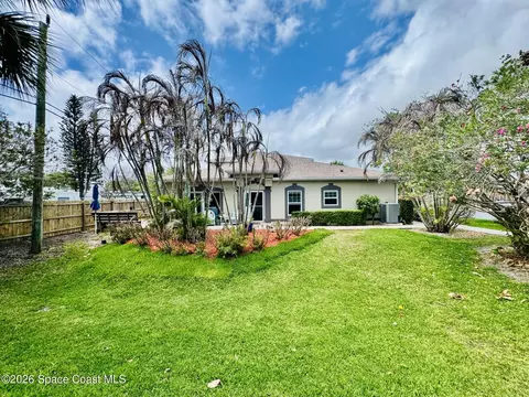 101 Majestic Bay Ave, Cape Canaveral, FL 32920