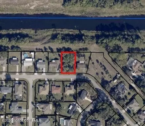 543 Evergreen St NE, Palm Bay, FL 32907