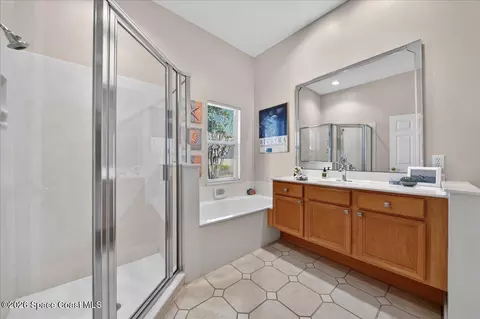 Bath - 486 Birchington Ln, Melbourne, FL 32940 photo 3 of 4